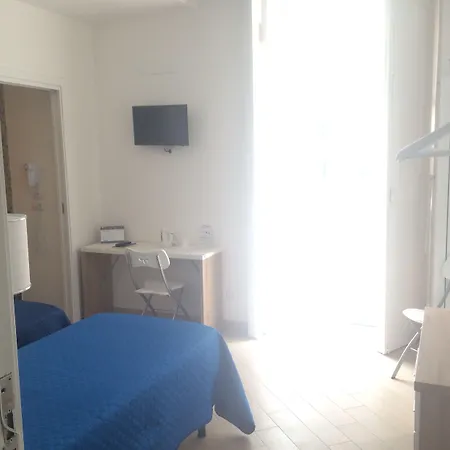 Oda ve Kahvaltı Base Mergellina 4*