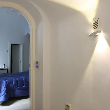 Base Mergellina Oda ve Kahvaltı