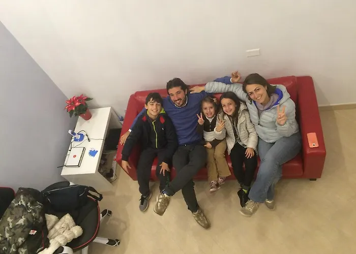 Base Mergellina Bed & Breakfast