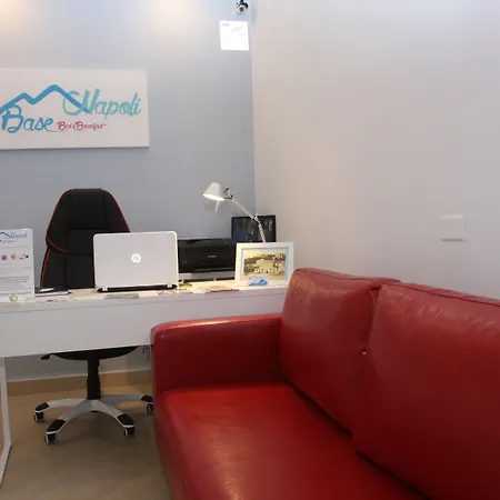 Bed and Breakfast Base Mergellina