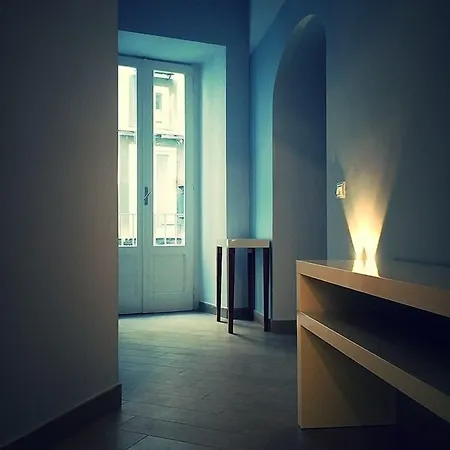 Base Mergellina فندق مبيت وإفطار 4*