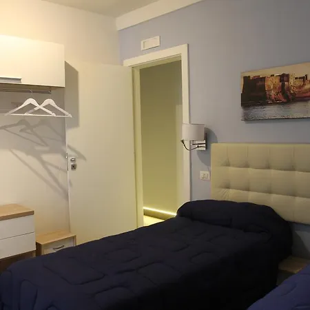 Base Mergellina Panzió Nápoly
