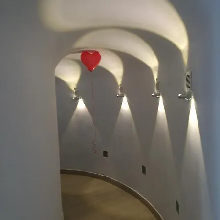 Base Mergellina نابولي