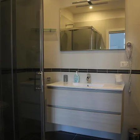 Bed & Breakfast Base Mergellina 3*