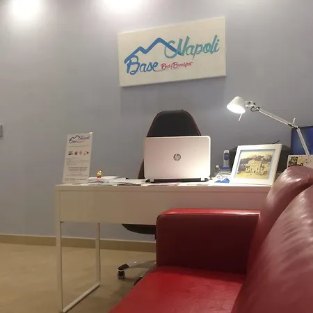 Bed & Breakfast Base Mergellina Naples
