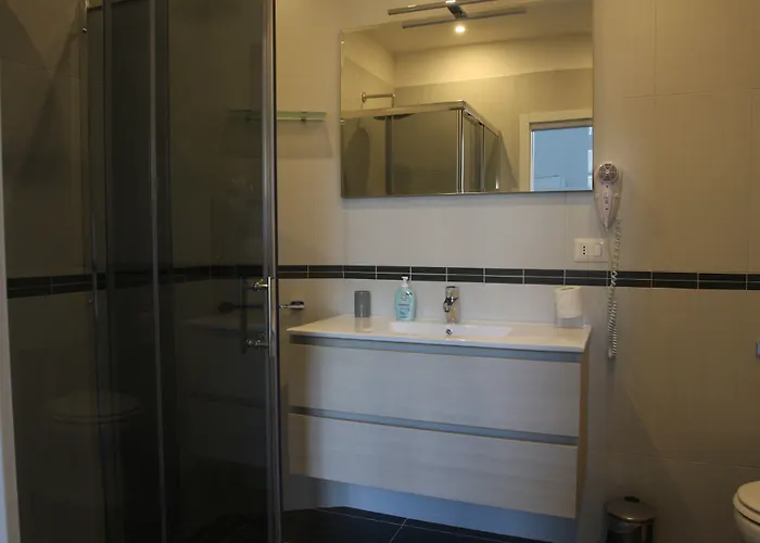 Base Mergellina Couette-café