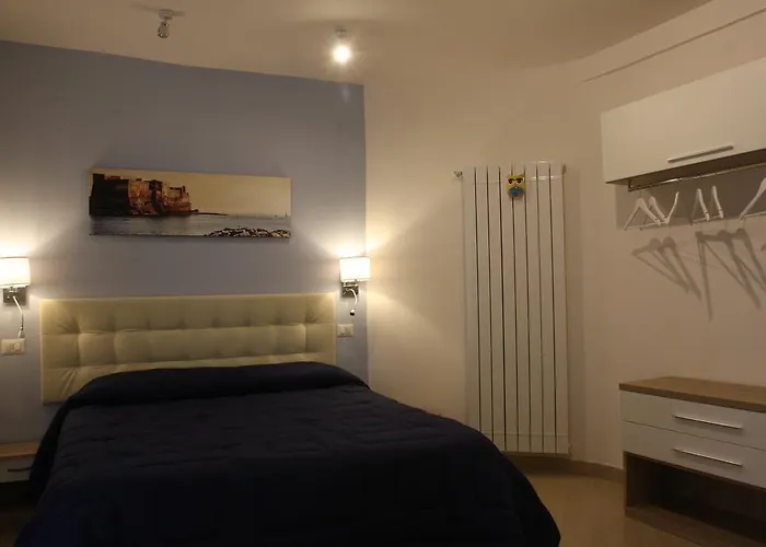 Base Mergellina B&B 나폴리
