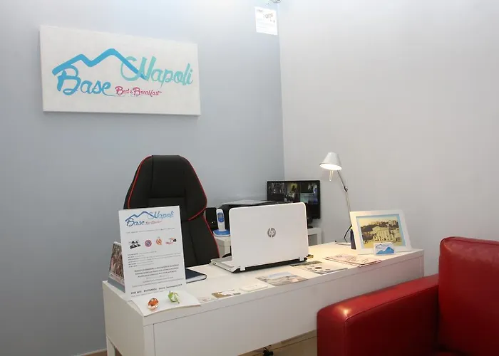 Couette-café Base Mergellina