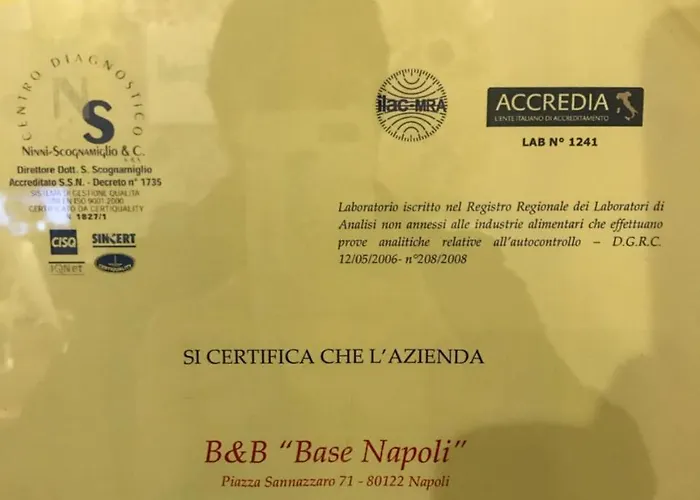 Couette-café Base Mergellina Naples