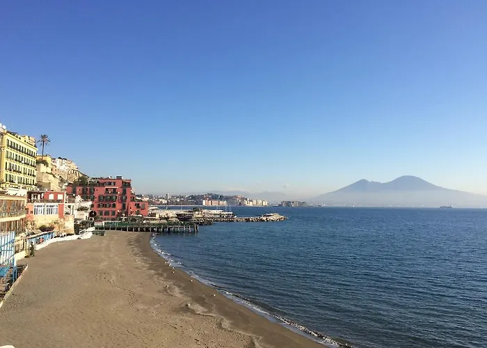 Base Mergellina Bed & Breakfast 4*